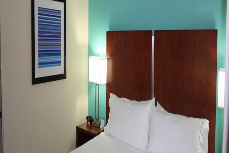 Holiday Inn Express & Suites Wilmington-University Center By Ihg Ngoại thất bức ảnh