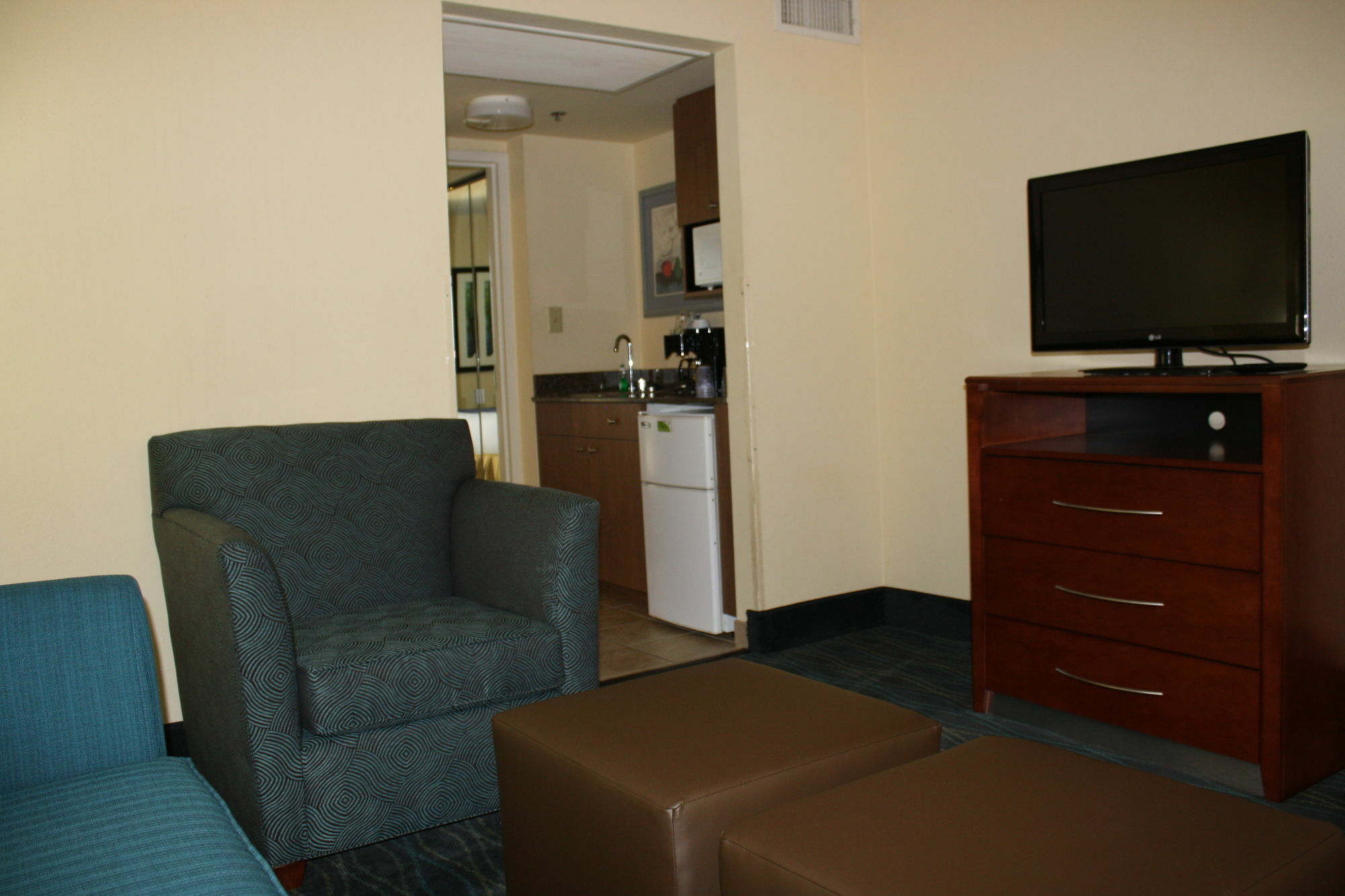 Holiday Inn Express & Suites Wilmington-University Center By Ihg Ngoại thất bức ảnh