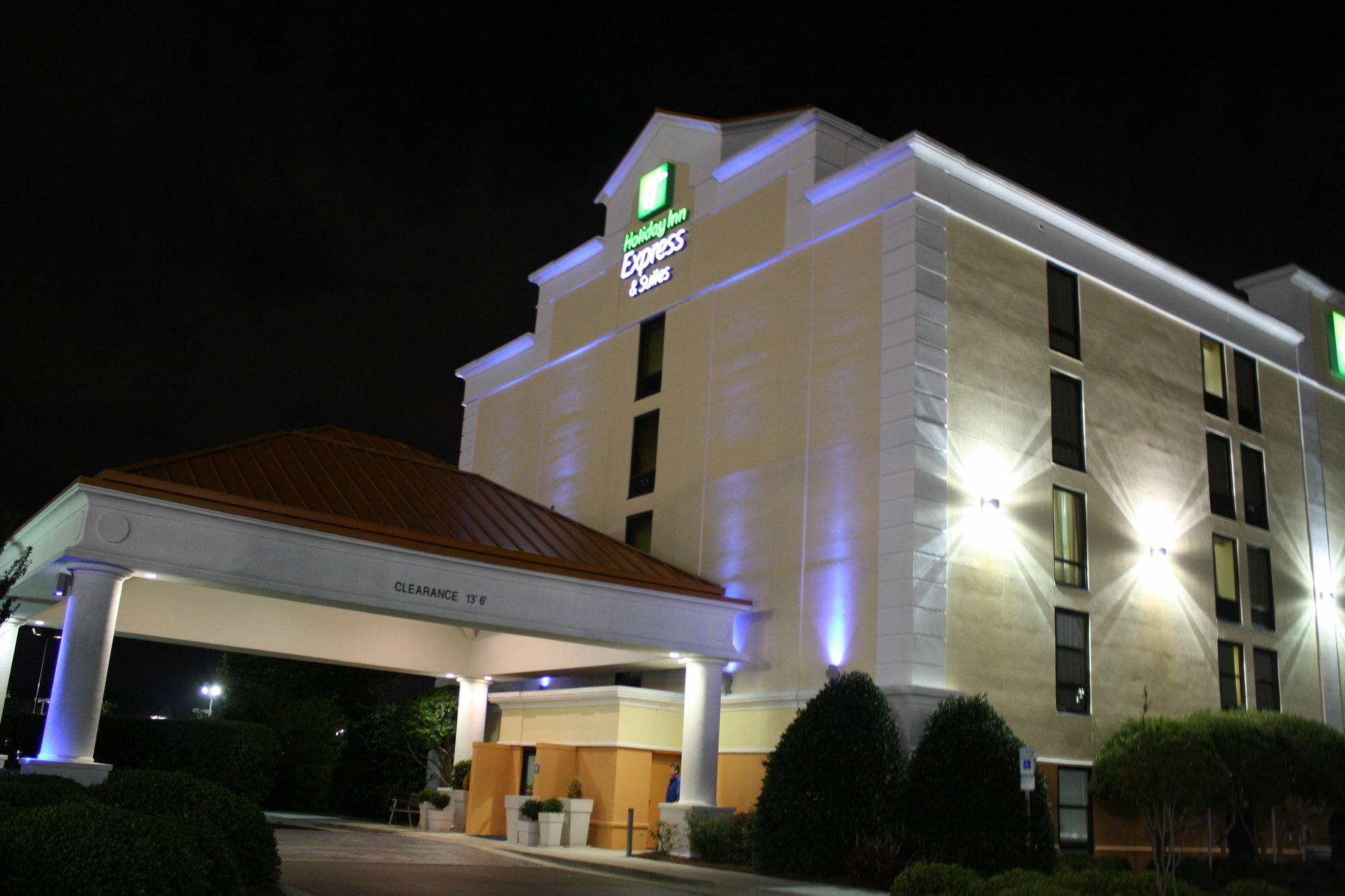 Holiday Inn Express & Suites Wilmington-University Center By Ihg Ngoại thất bức ảnh